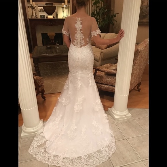 Wedding gown brand new - Picture 12 of 12